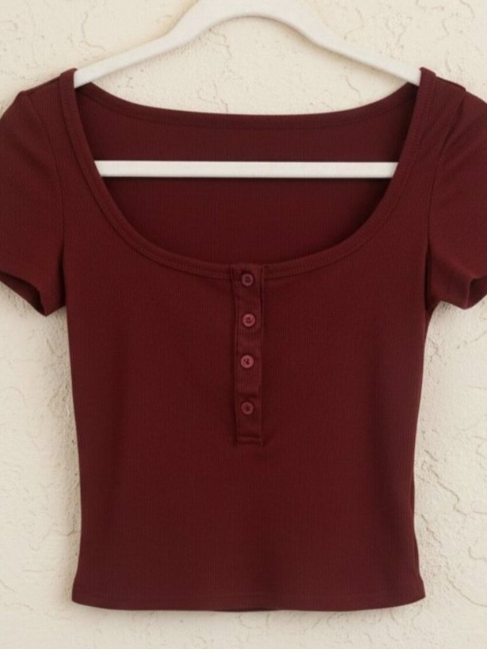 Short Sleeve Scoop Neck Top